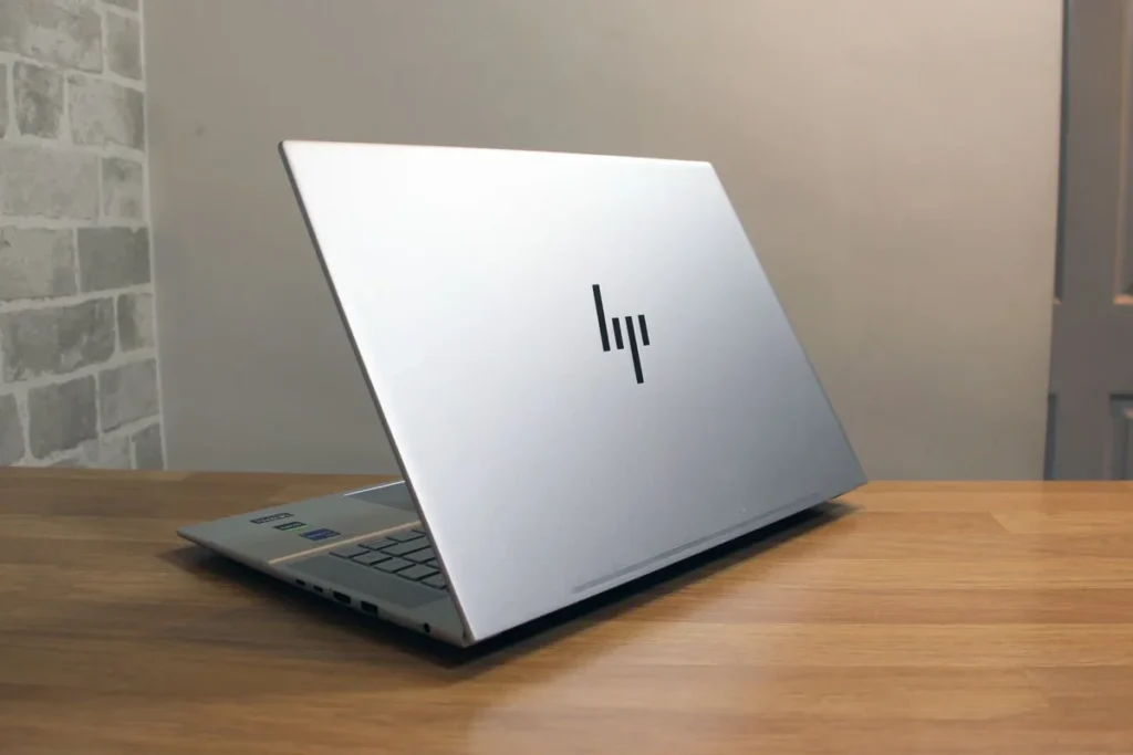 HP Pavilion and HP EliteBook